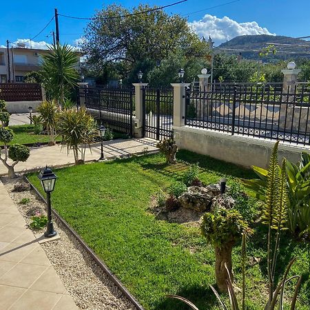 Simplycity Homestay Apartments Kremastí المظهر الخارجي الصورة